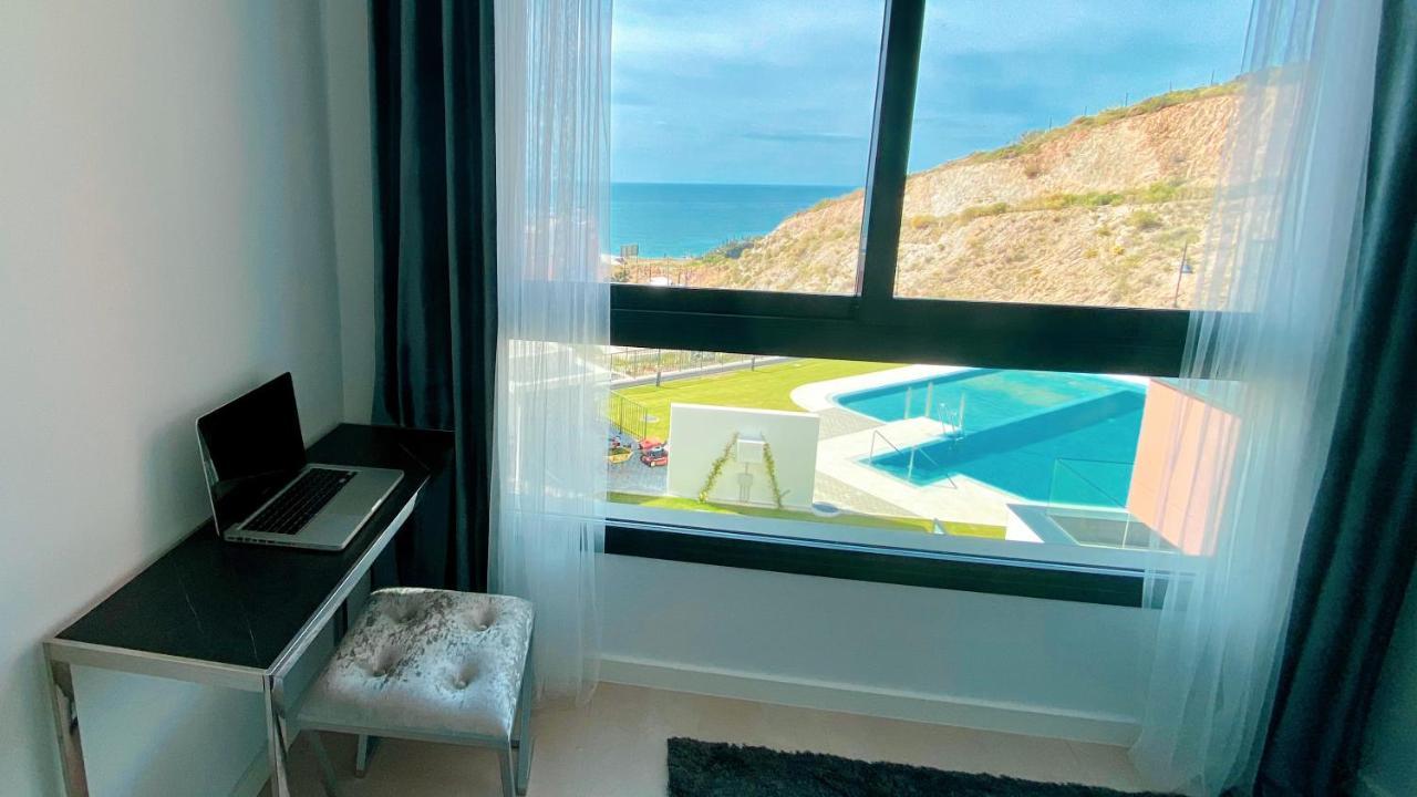 Super Six - Brand New Seaview In Costa Del Sol Lägenhet *